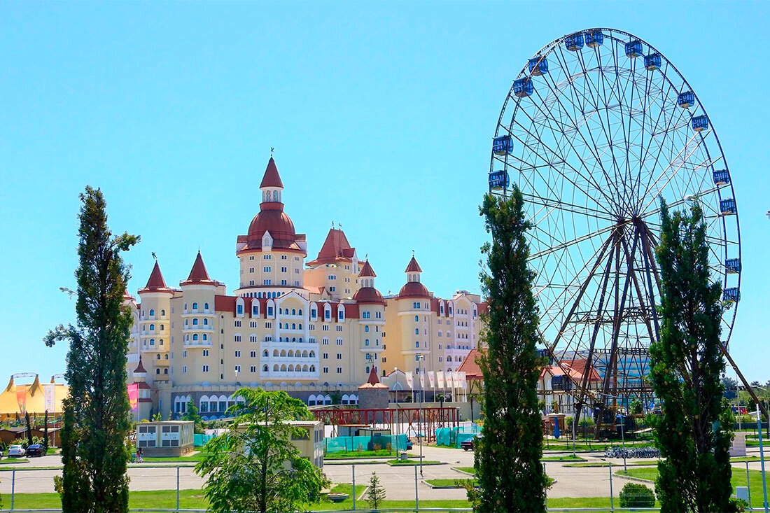 Фото: https://amazonia-tour.ru/putevoditel/30-dostoprimechatel-nostey-sochi-kotorye-stoit-posmotret.html