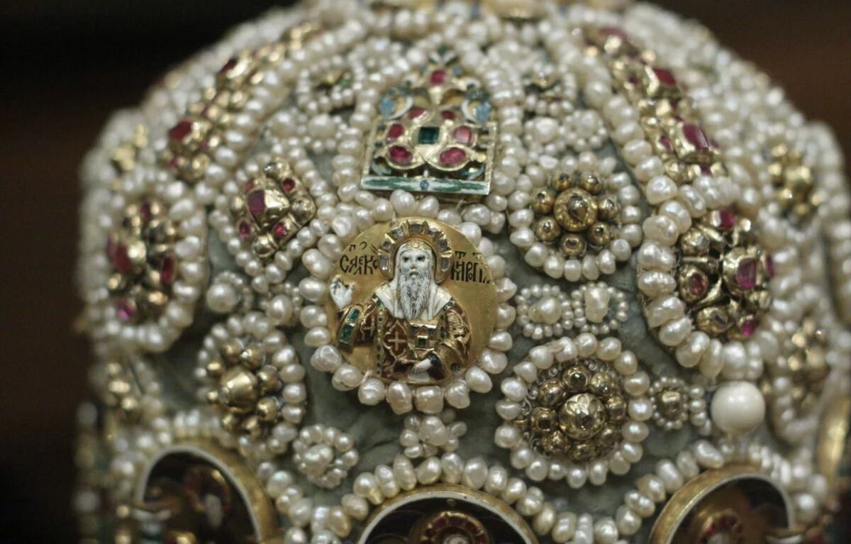 Митра (Оружейная палата Кремля), фото из сети интернет 