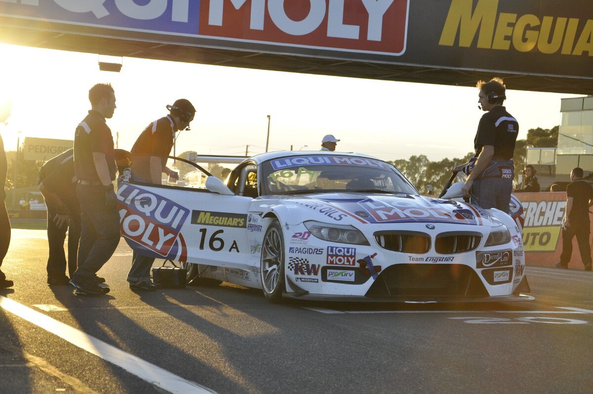 Спортивные машины гонки Liqui Moly Bathurst 12 Hour | Liqui Moly | Дзен