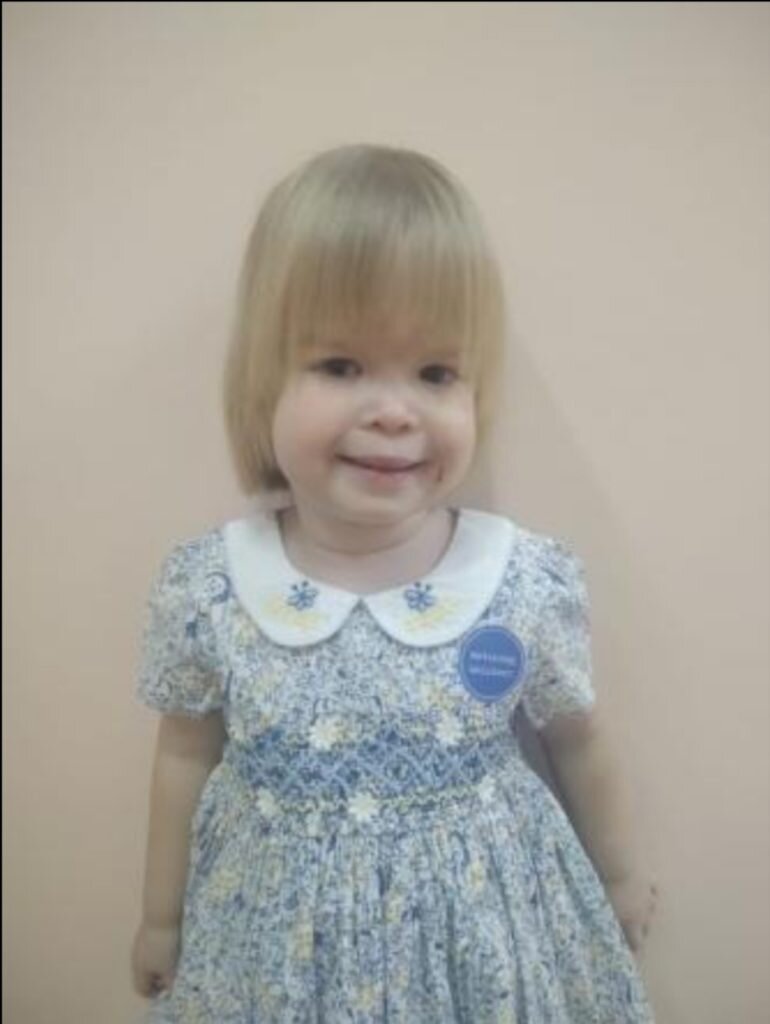 Катя в доме ребенка.