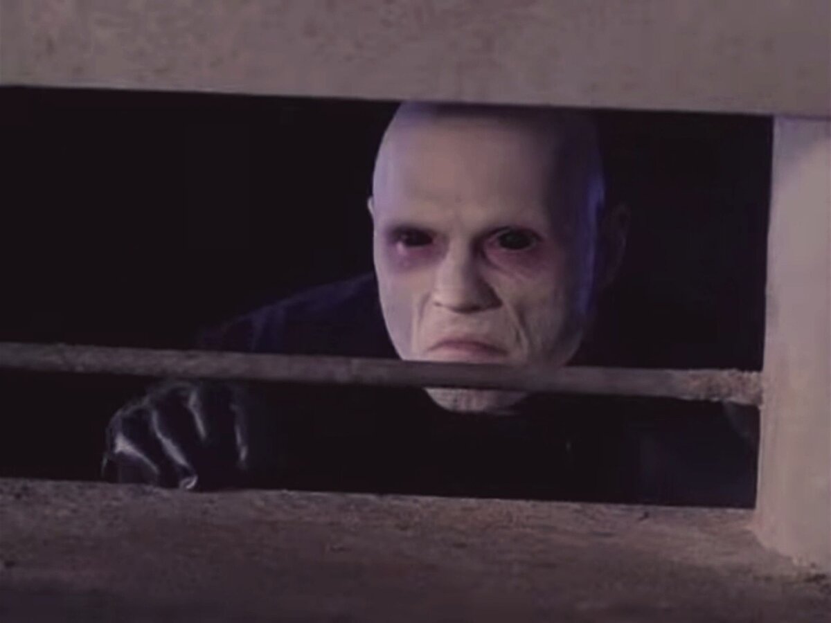 Гримлок. Кадр из сериала «Зачарованные» (1998)