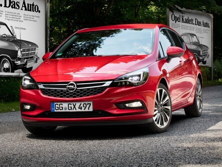 Дизельную Opel Astra признали самой экономичной среди конкурентов