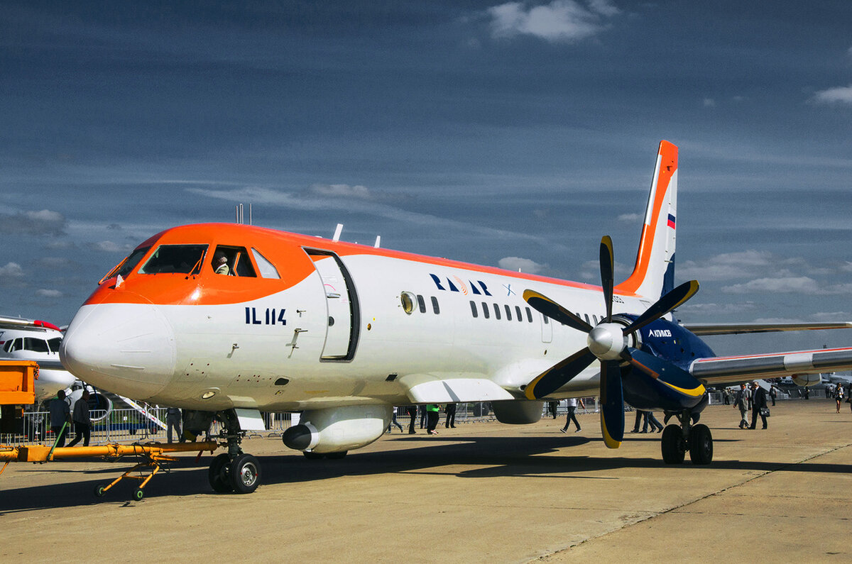 турбовинтовой самолет ил 114 300. ил-114 300 пассажирский самолёт. ил-114-300. ан-24 и ил-114. турбовинтовой самолет ил 114 300.