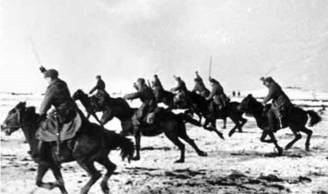 Кавалеристы 5-го Донского  гвардейского корпуса (1944).
