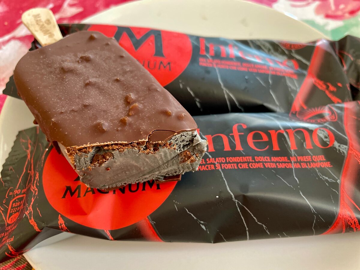 В марте 2021 в продажу вышло мороженое Ад (Inferno)