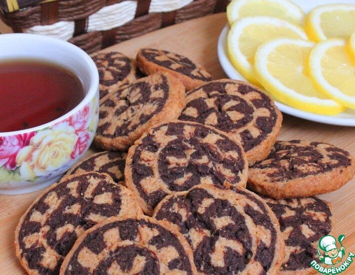 Красивое вкусное печенье. Хрустящее и сладкое. Чудесный простой вариант для чаепития в пост.