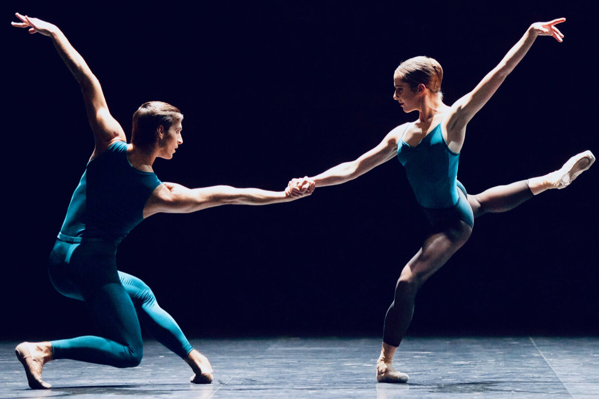 Фрагмент балета Уильяма Форсайта (фото из интернета)