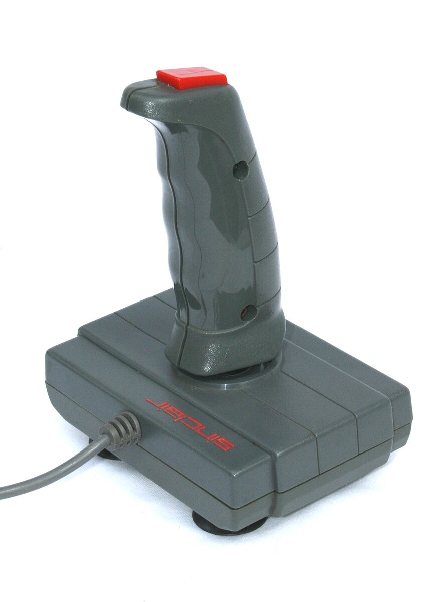 Фирменный синклеровский джойстик. Разъём такой же, а контакты не совпадают!