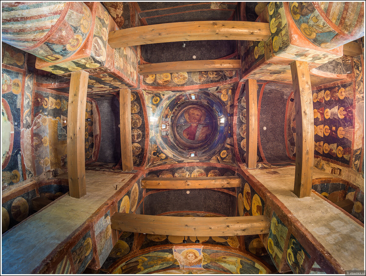 Церковь Симеона Богоприимца Зверина монастыря в Великом Новгороде. Фото: © Виктор Башкир