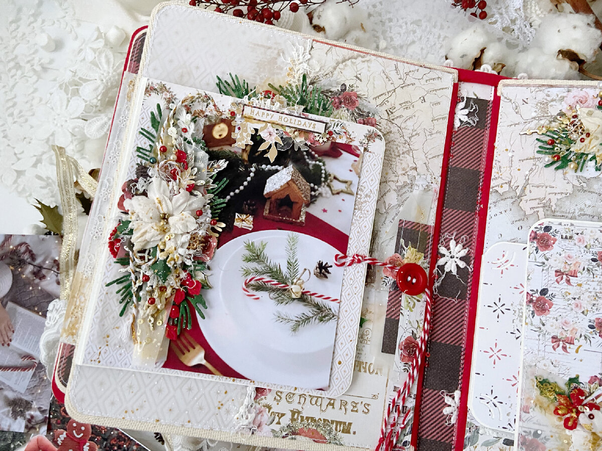 Фотография разворота новогоднего альбома, из личного архива