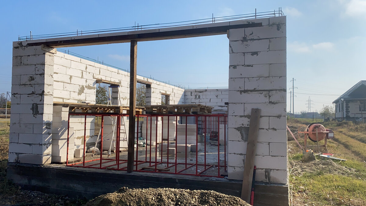 Стены нашего дома из газобетонных блоков