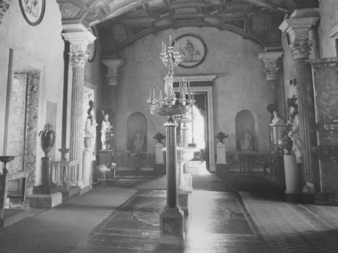 Интерьер Холодных бань с Агатовыми комнатами. Царское Село, Санкт-Петербург. Архитектор Чарлз Камерон. 1779–1787. Фотография: Государственный научно-исследовательский музей архитектуры имени А.В. Щусева, Москва