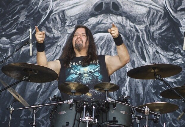 Один из лучших метал барабанщиков мира Gene Hoglan, который в этом году вышел из состава группы Testament, в недавнем интервью сообщил, что он усиленно работает с первой записью, подзабытой трэш-метал-2