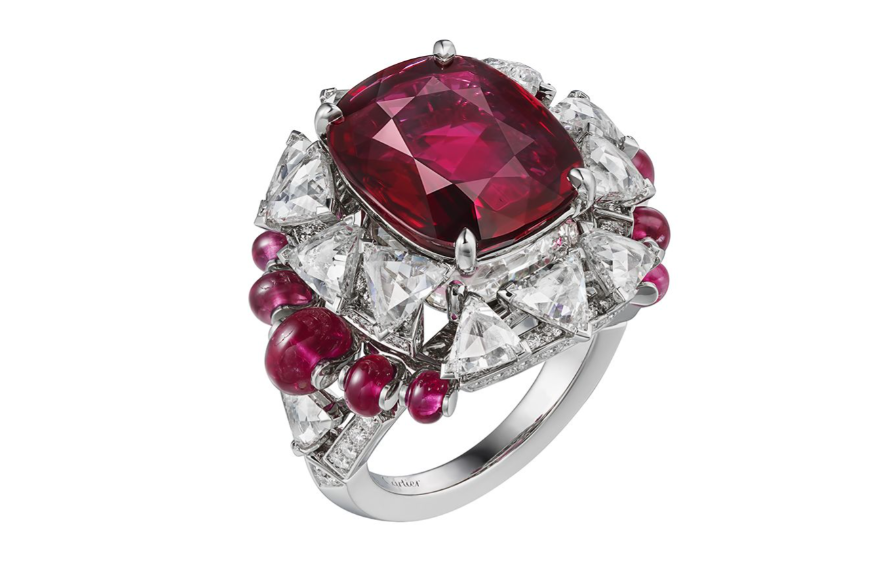 ������ Cartier Phaan �� ��������� Sixième Sens par Cartier � 8,20-�������� �������