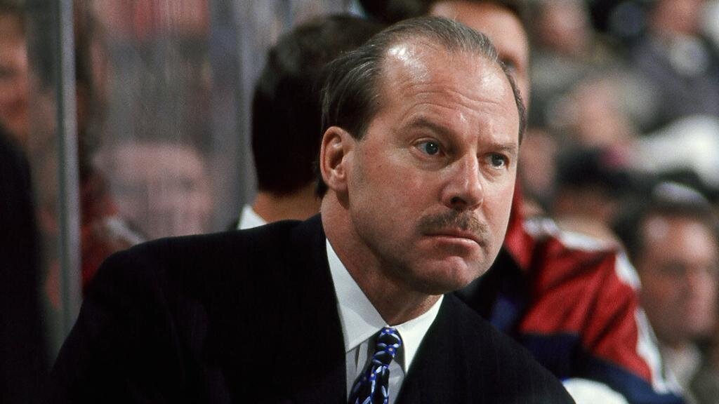 кинэн тренер майк кинэн. майк кинэн с паспортом. майк кинэн. майк кинэн металлург. майк кинэн тренер.