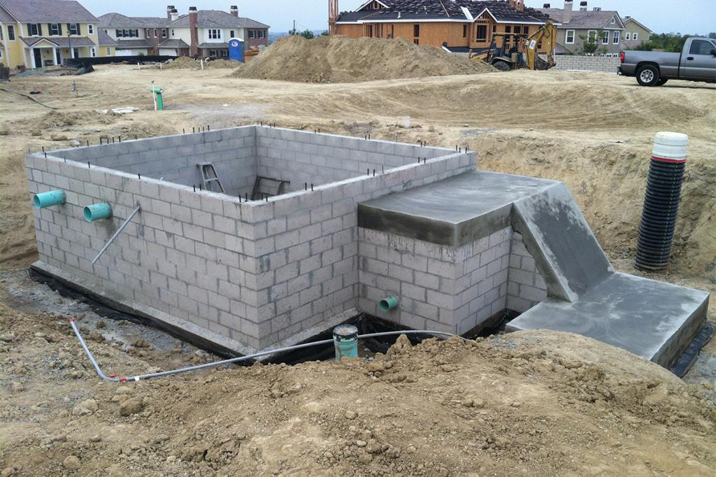 Подземный бункер под домом. Подземный дом бункер. Подземный бункер. Постройка бункера. Постройка бункера.