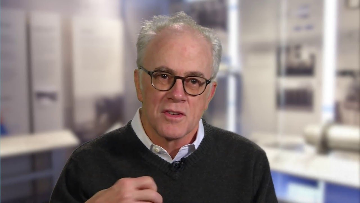 Роберт Гаскинс - специалист в лингвистике программирования