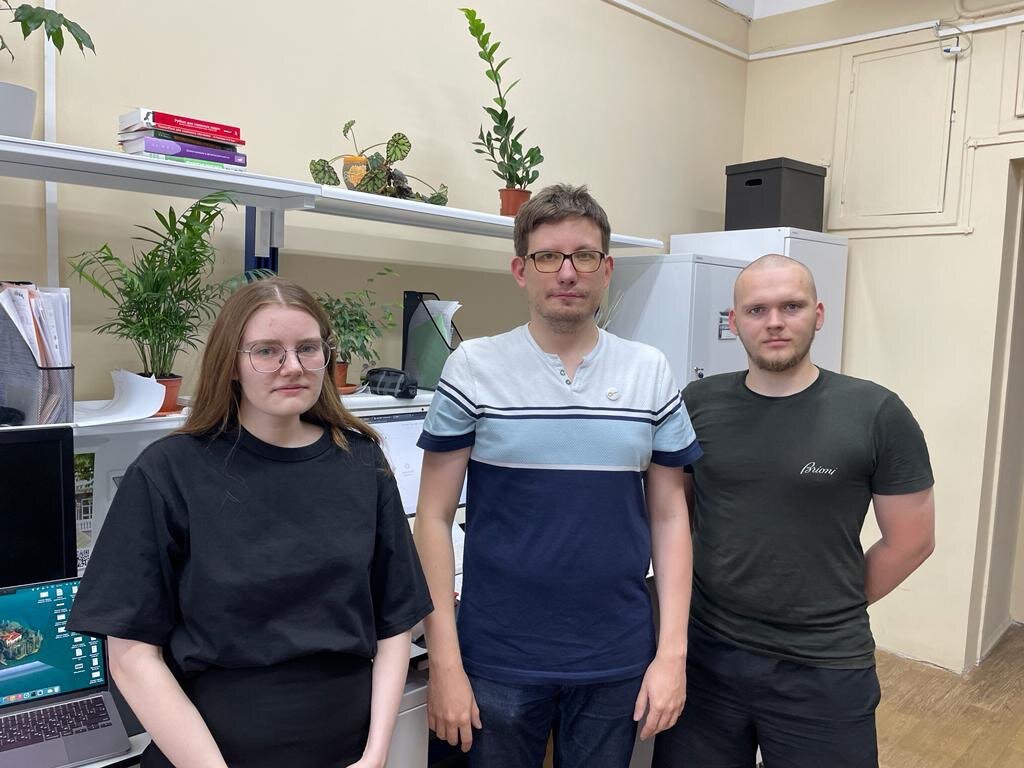 Часть коллектива авторов исследования: слева направо — Ксения Титенкова, Леонид Ферштат, Александр Шуваев. Источник: Леонид Ферштат.