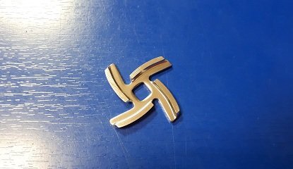 Рис.1. Без названия и как будто не в тему. 