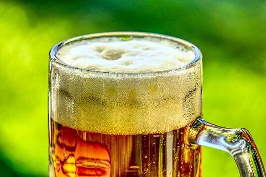    Крупнейшая пивоваренная компания мира AB InBev продаст бизнес в России