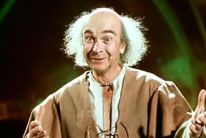 Юрий Катин-Ярцев, хотя и начал свою театральную карьеру в довольно позднем возрасте, но смог сыграть за свою жизнь около 100 ролей и навсегда остаться в памяти советских детей в образе Джузеппе из...