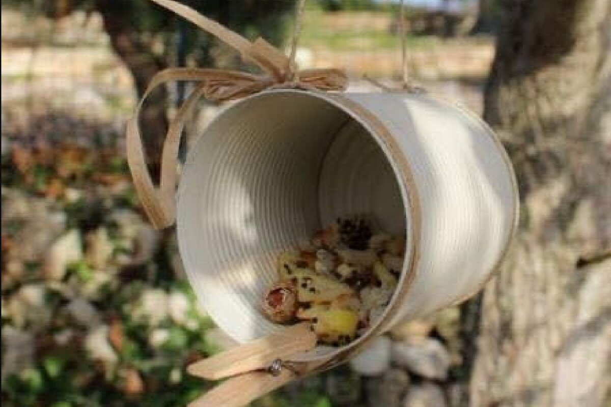 Самодельная кормушка для гусей своими руками для травы и сена