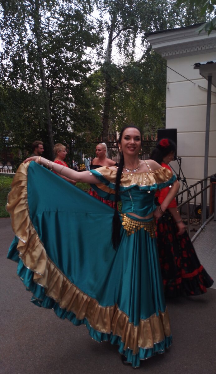 Гулял недавно по Туле и заметил,  что большой у нас  центральный парк имени П. П.-11