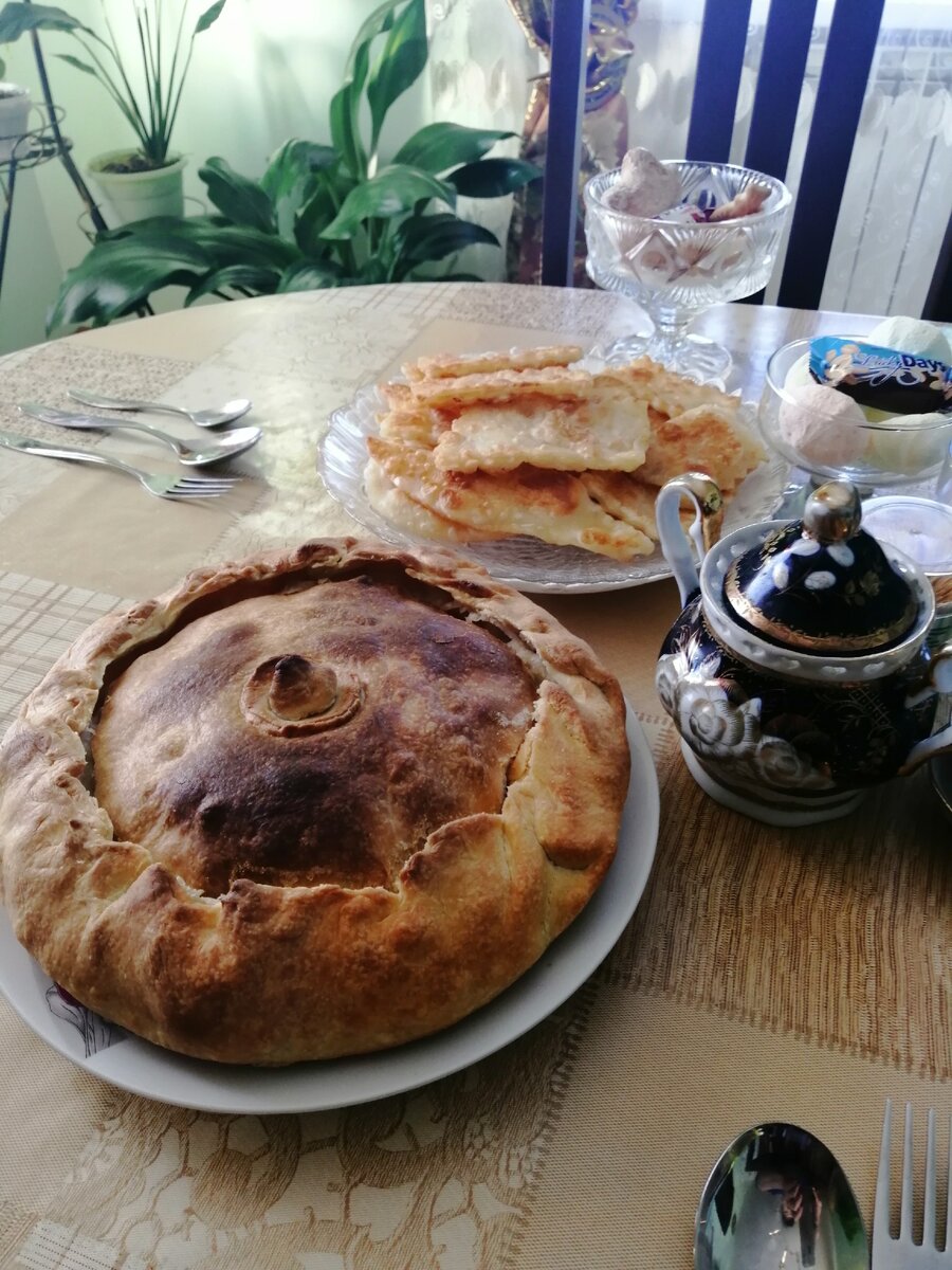 Мясной пирог, куда без него