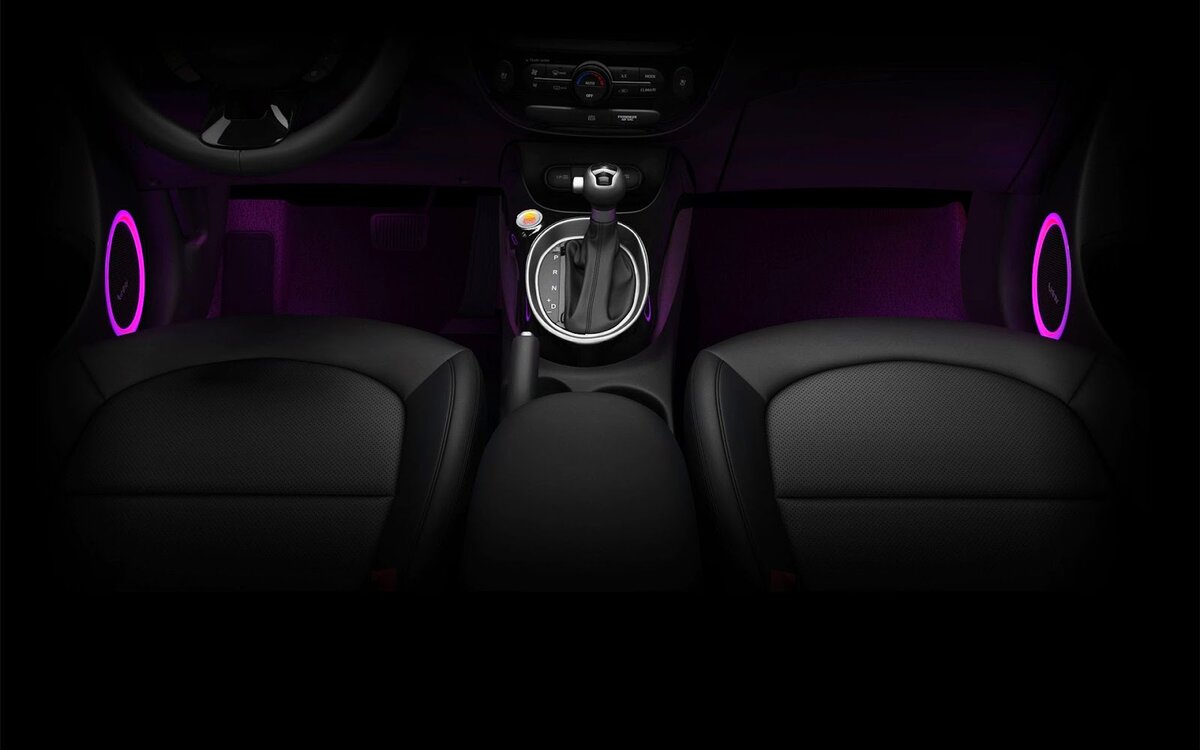Салон Kia Soul в темноте (иллюстрация с сайта Thakiasoul.blogspot.com)