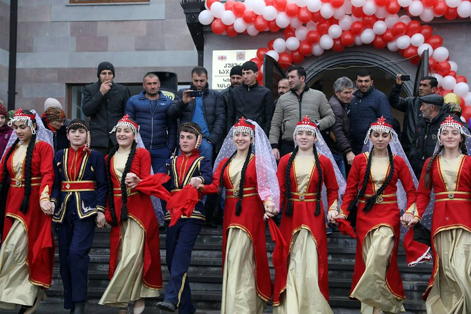 Национальности грузии. Грузинские армяне Ахалкалаки. Население Ахалкалаки 2020. Ахалкалаки Армения. Армяне в Ахалкалаки.