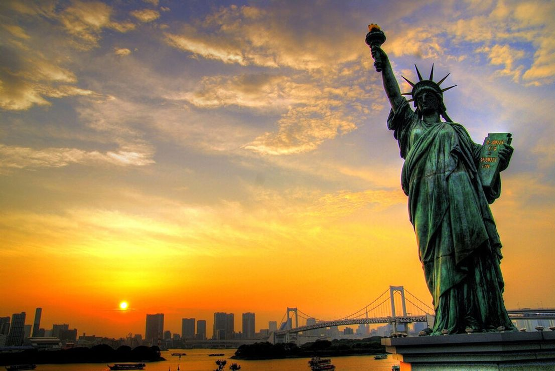 Статуя свободы США. New York статуя свободы. Ночной Нью Йорк статуя свободы. Статуя свободы Нью-Йорк фото. Про свободу на английском