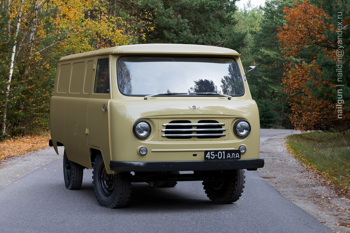 УАЗ 450 (буханка) Источник Яндекс картинки. 