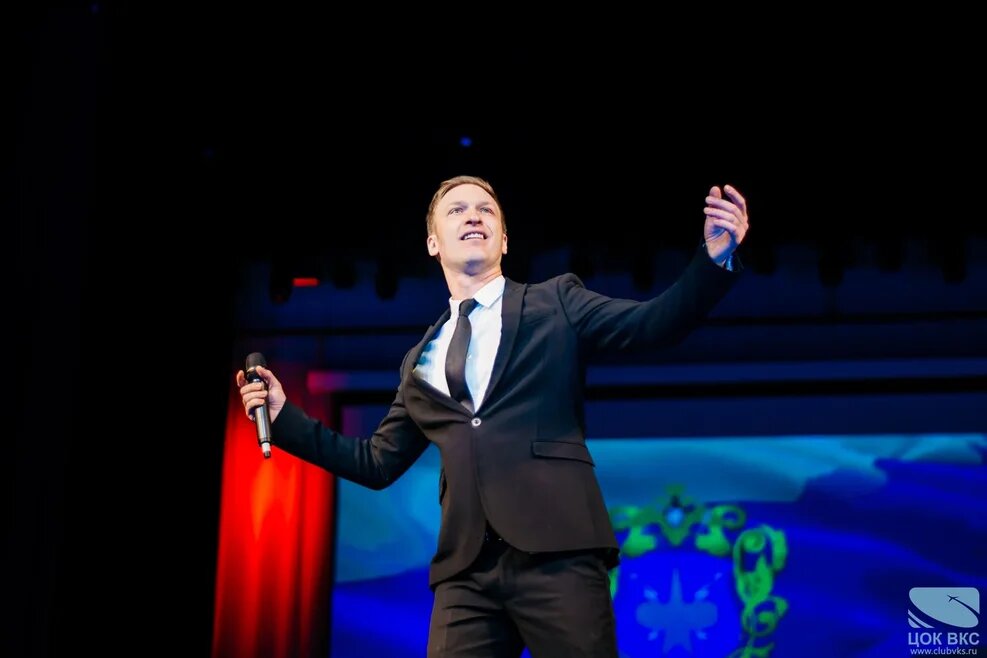 Творческая группа ЦОК ВКС поздравила военнослужащих и ветеранов Воздушно-космических сил