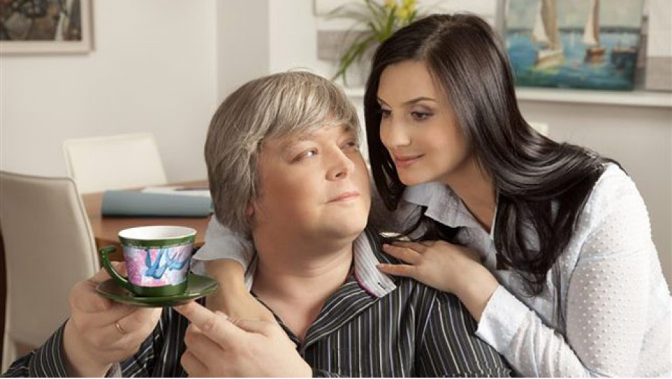 Ганнибал лектер мемы. Ганнибал лектор приколы. Жених демотиватор. Учительница занимается. Учитель и учительница.