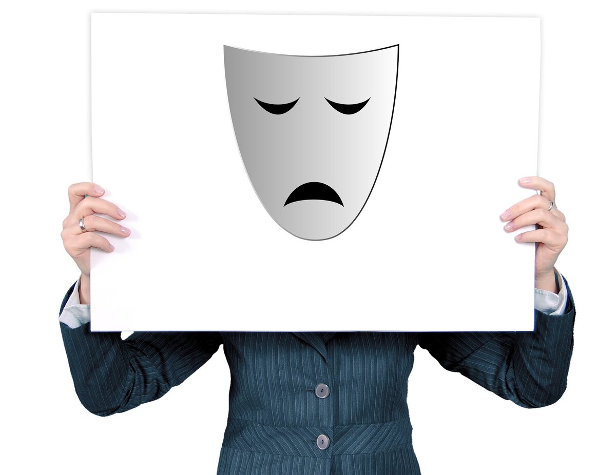 Новая схема мошенничества - у предпринимателей выманивают деньги на покупку никому не нужных сертификатов добросовестных поставщиков