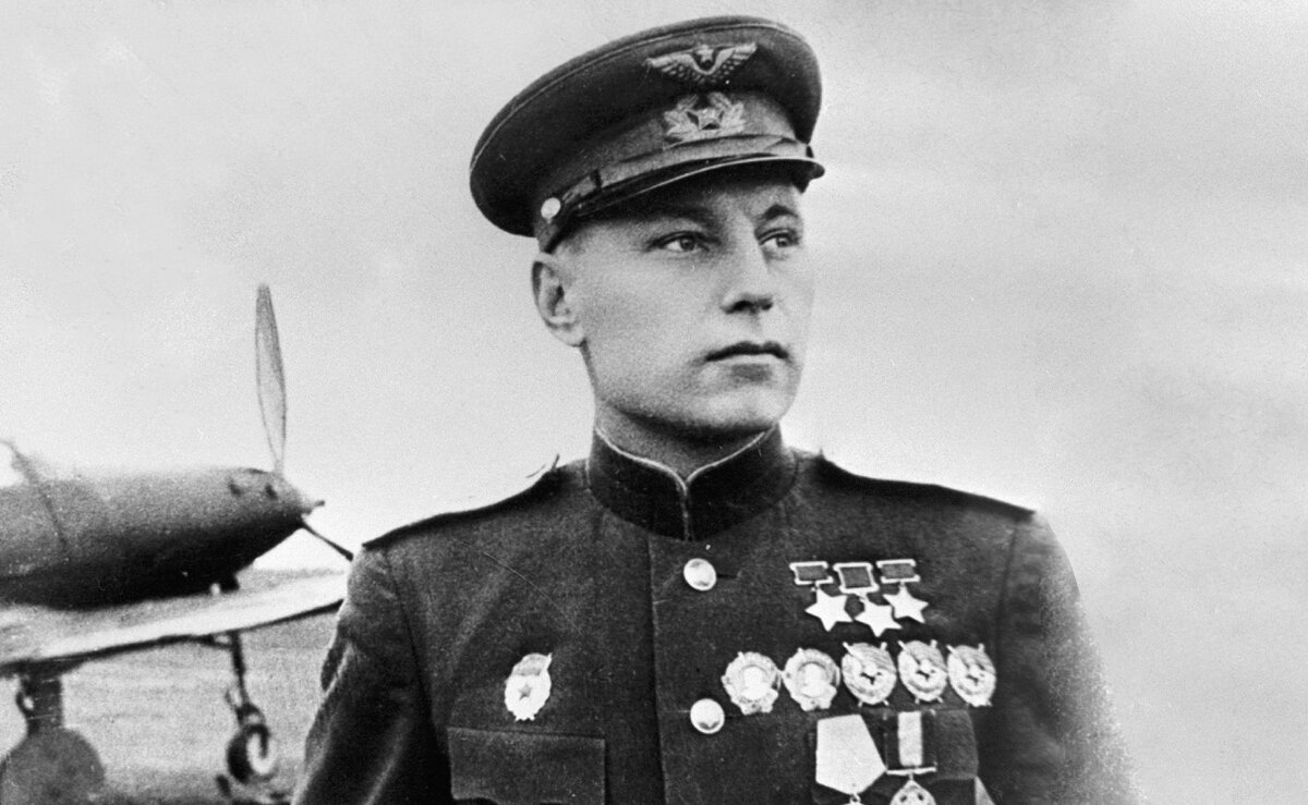 А.Покрышкин во годы войны.