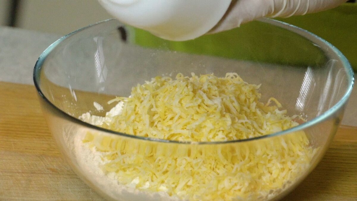 Лепешки из сыра и кефира на сковороде – пошаговый рецепт приготовления с фото