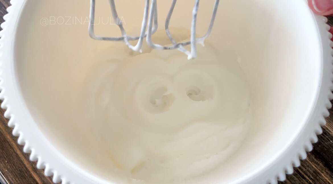 Это примерно 1 минута миксером