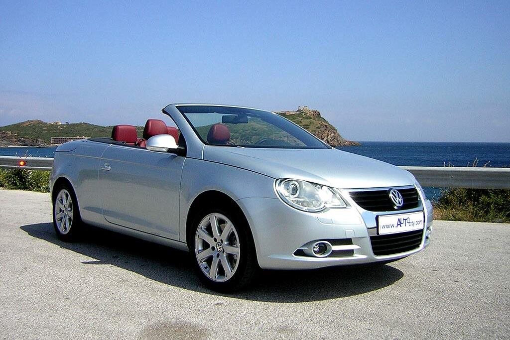 Vw eos. Фольксваген ЭОС кабриолет. VW EOS Convertible 2014. Volkswagen EOS черный.