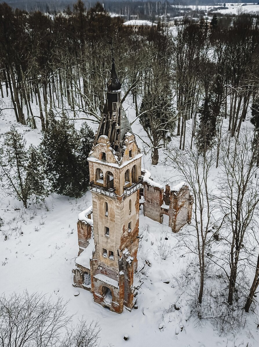 новгородская горка. новгородский кремль великий новгород зима. новгородская горка. горки в малых карелах в архангельске. мстинские горки великий новгород.