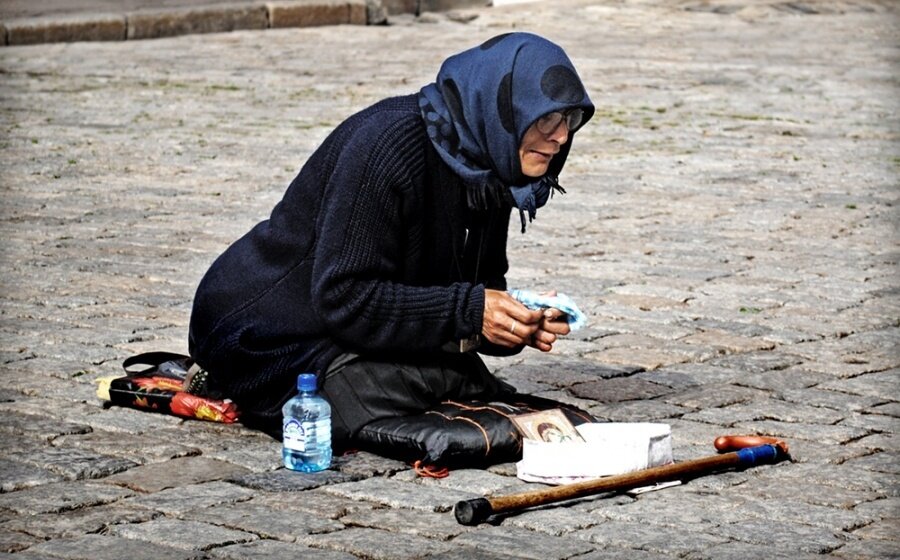Мы бедные и нищие сейчас для власти и партии ЕР – никто.