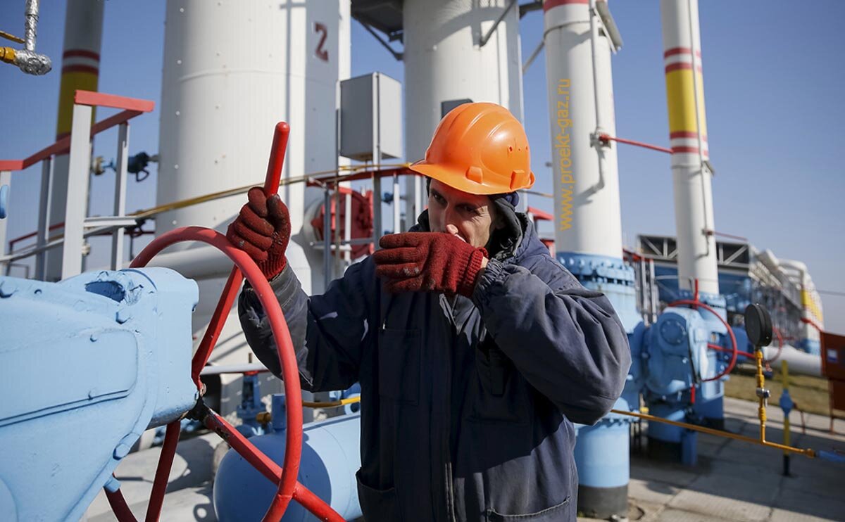 Очень холодно крутить газовую задвижку (мерзнут сопли)