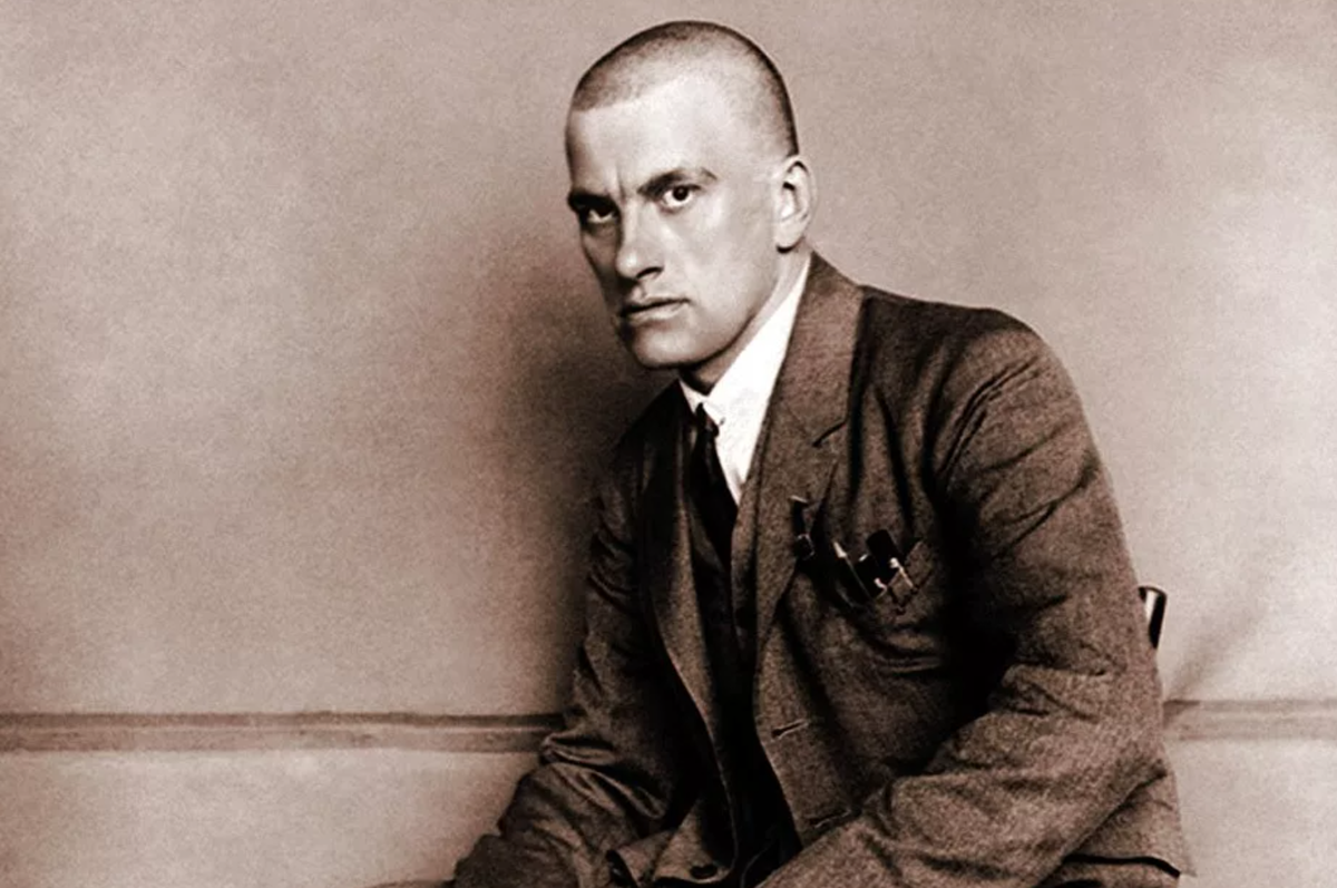 Владимир Маяковский. Источник: яндекс.картинки