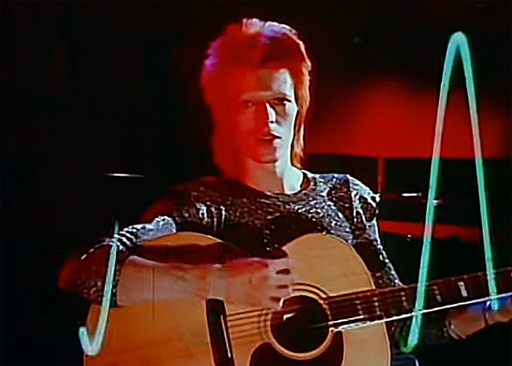 David Bowie – Space Oddity / youtube.com