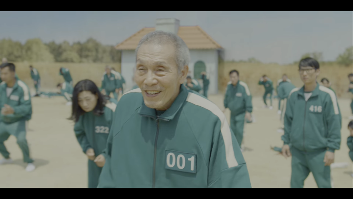 Озорной старикан наслаждается смертельной игрой