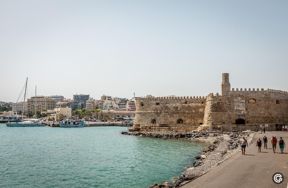 Гераклион крит. Heraklion crete. Фото крита греция ираклион. Остров гераклион. Остров ираклион.