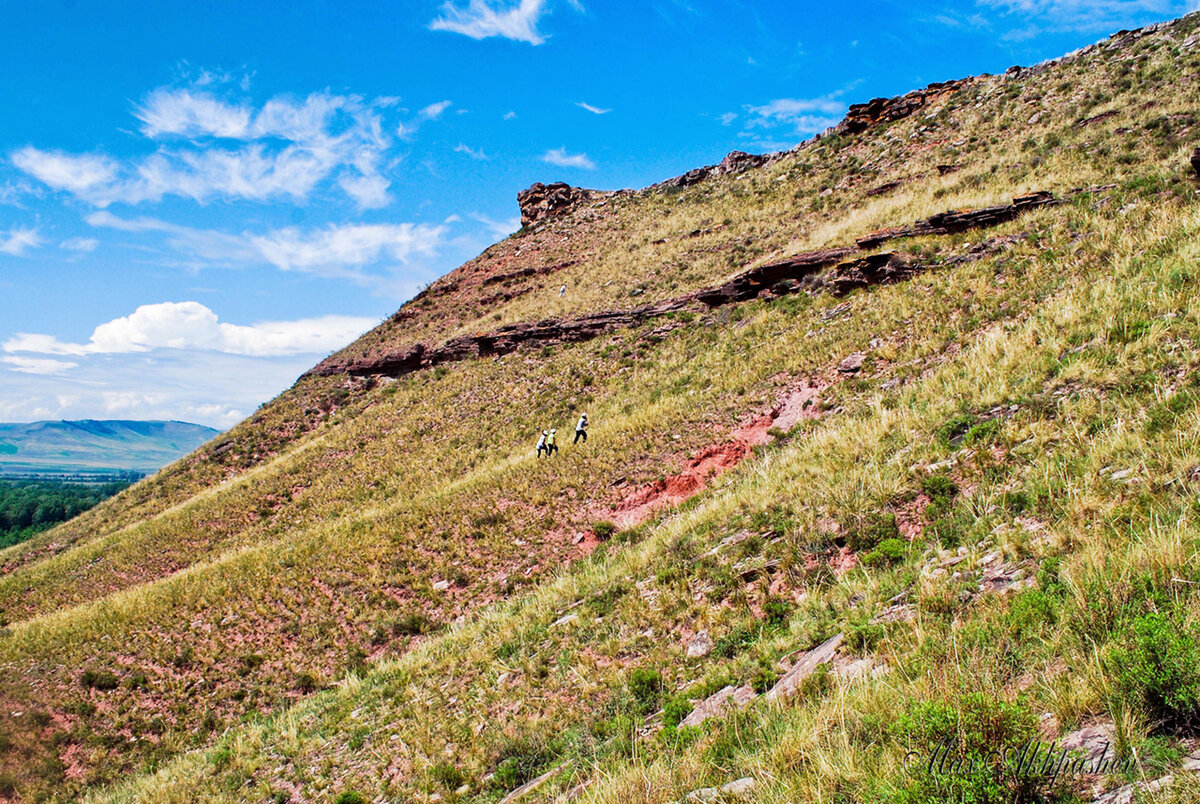 Путешественники в походе. 2011 г.