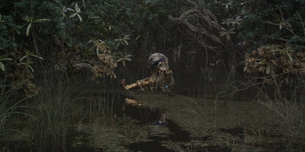 если вам приветливо помахивает странная мамзель из болота - советовал бы ретироваться со всей возможной скоростью - ничем хорошим это не кончается