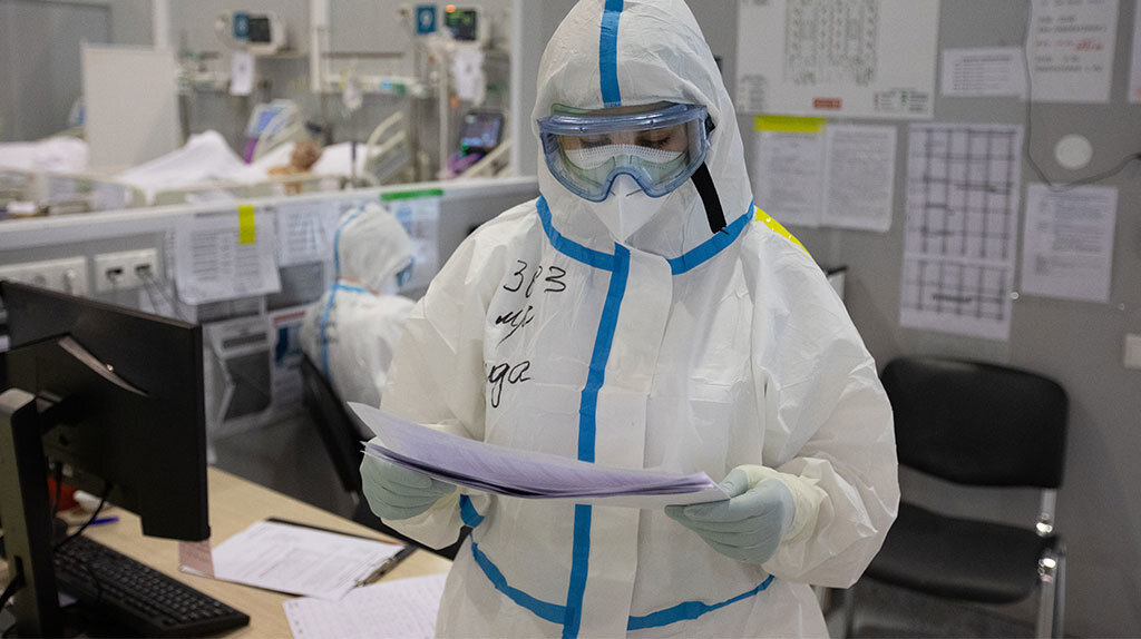 Евгений Разумный / Ведомости 