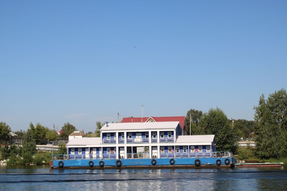 Утро. Причал в Рождествено.